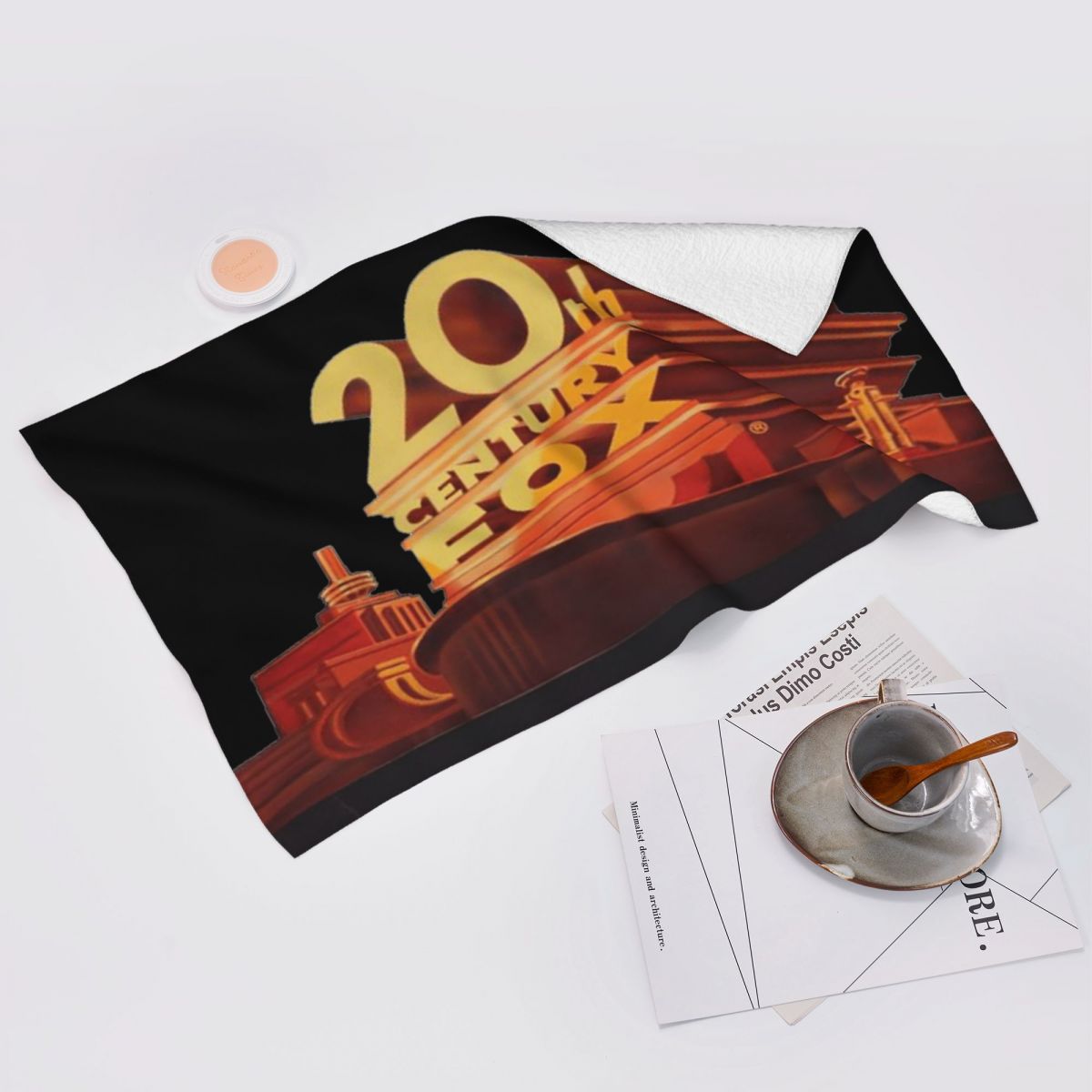 Century Textile & Sewing Supply By Owner - Benutzerdefinierte 20th Century Fox weiches Gesichtshandtuch,
